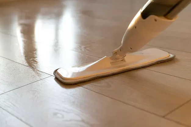 Things to Avoid While Cleaning Harwood Wax Floor