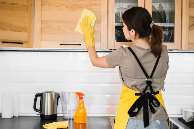 How to Tackle Stubborn Grease and Grime on Kitchen Cabinets